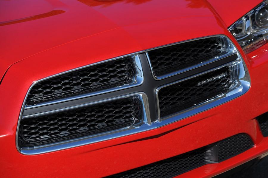 Dodge Charger 2011 года  (фото 46 из 87)
